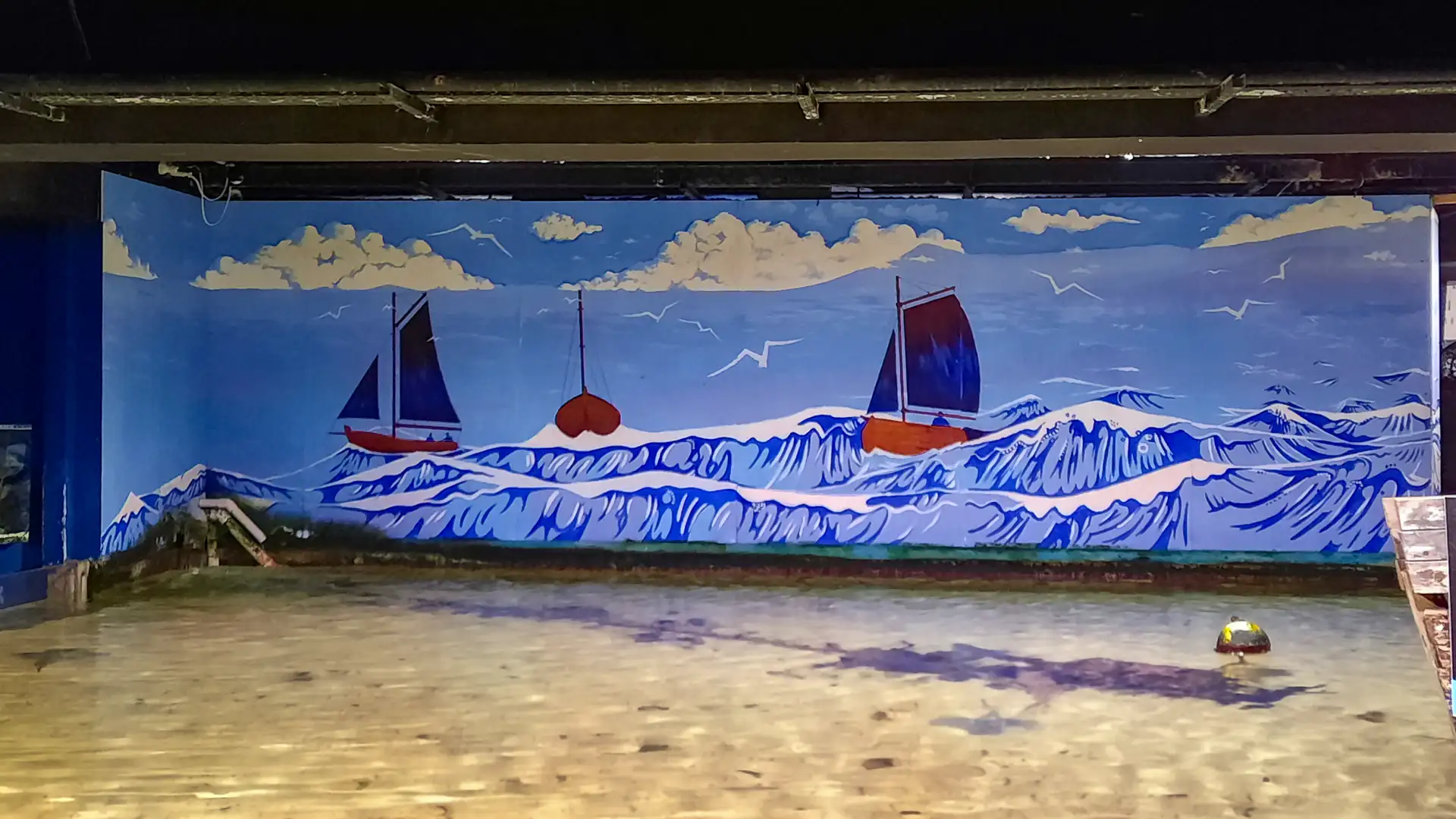 The first mural in the Aquarium